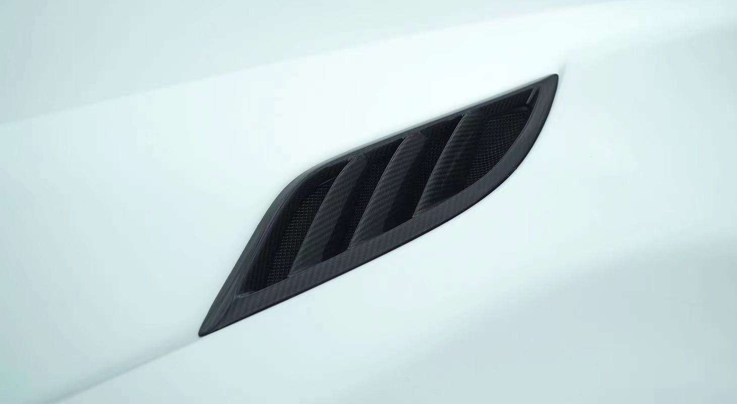 Ferrari Portofino – N‑Style Carbon Fiber Hood Air Vent