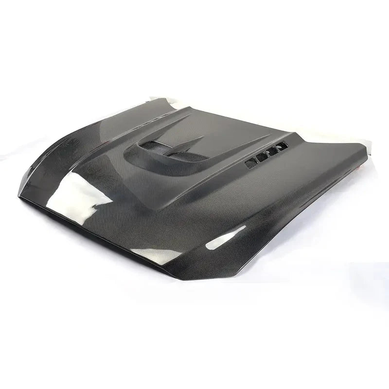 Ford Mustang – Carbon Fiber Vented Front Engine Hood