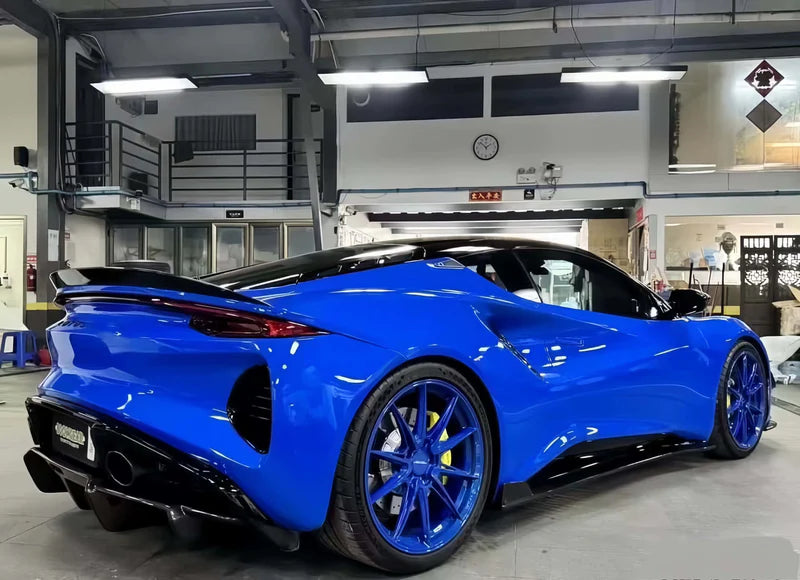 Lotus Emira - Dry Carbon Fiber Side Skirts