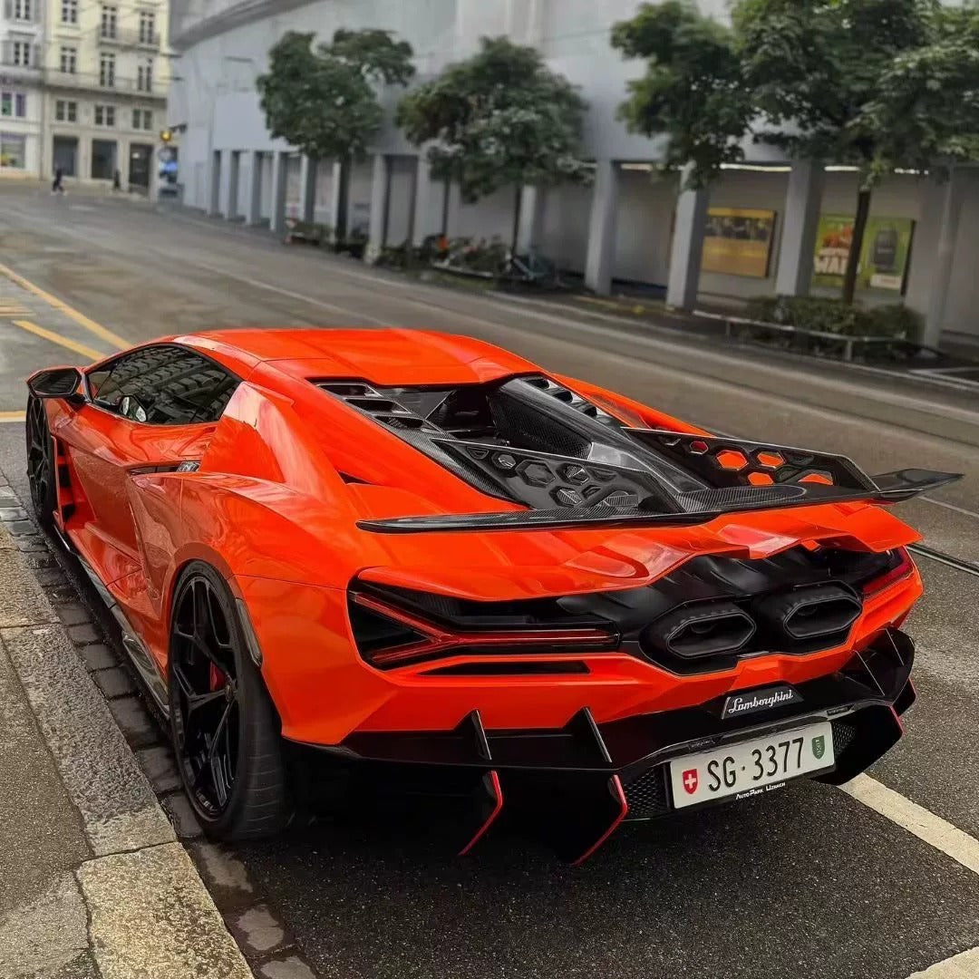 Lamborghini Revuelto – DK Style Carbon Fiber Rear Engine Plate & Wing