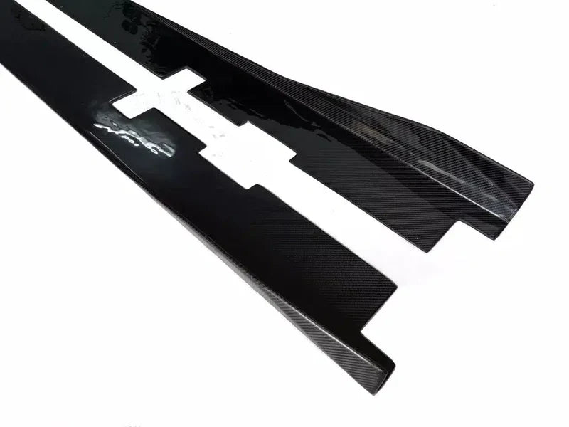 Lamborghini Huracan – Carbon Fiber Side Skirts