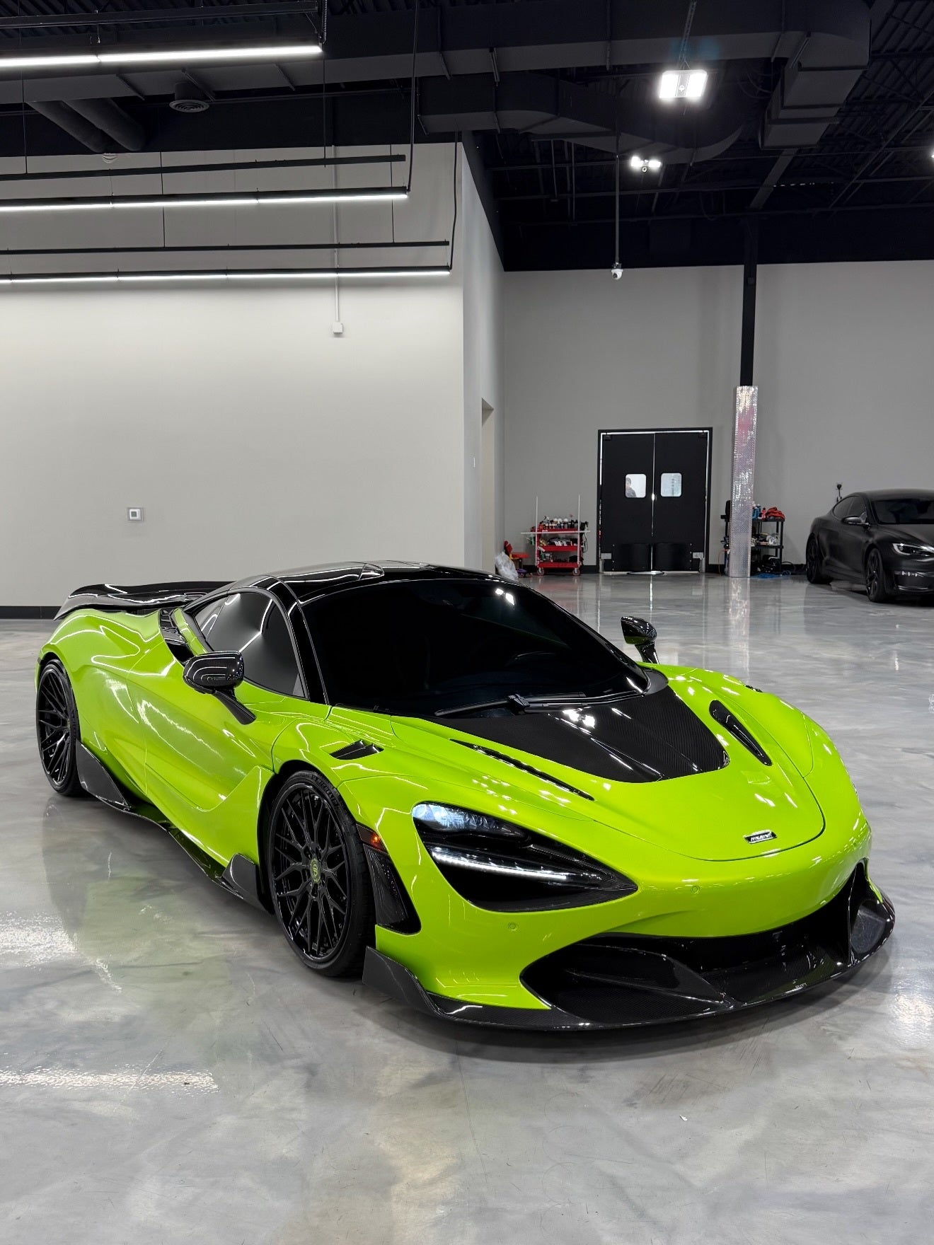 McLaren 720S / 750S / 765LT - R Style Carbon Fiber Hood Bonnet