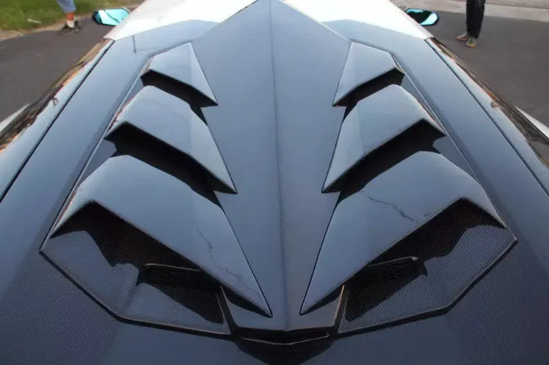 Lamborghini Aventador – Carbon Fiber Engine Vent Cover