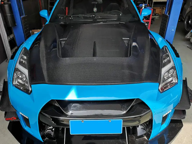 Nissan GTR R35 – L Style Vented Carbon Fiber Hood