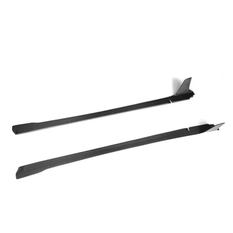 Lamborghini Aventador (2011–2015) – Carbon Fiber Side Skirt Extensions