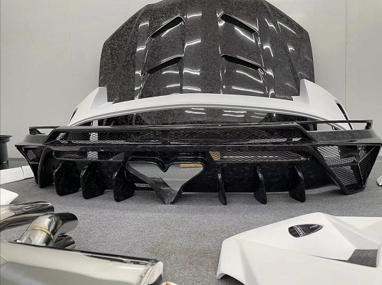 Lamborghini Urus - MSY Style Widebody Aero Kit