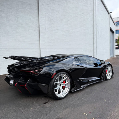 Lamborghini Revuelto – DK Style Carbon Fiber Side Skirts