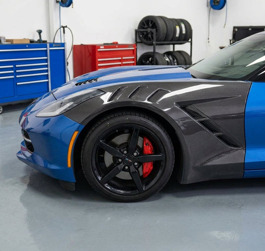 Chevrolet Corvette C7 Stingray / Z06 (2014–2019) - Carbon Fiber Vented Front Fenders