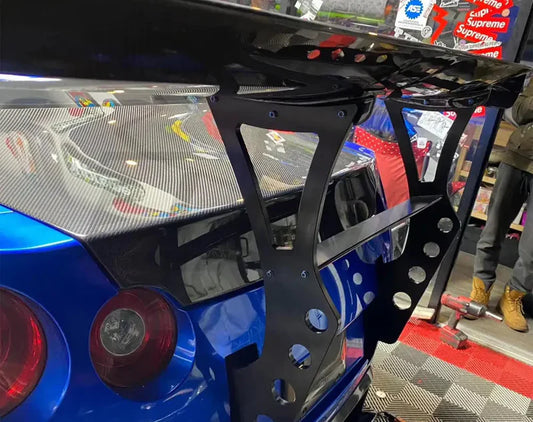 Nissan GT-R R35 - Aggressive GT Style Carbon Fiber Rear Wing