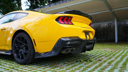 Ford Mustang GT (2024+) - Carbon Fiber Rear Diffuser