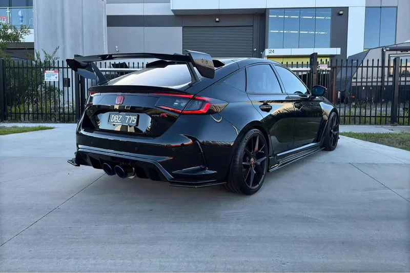 Honda Civic FL5 Type R – Prepreg Carbon Fiber AD-Style Rear Wing