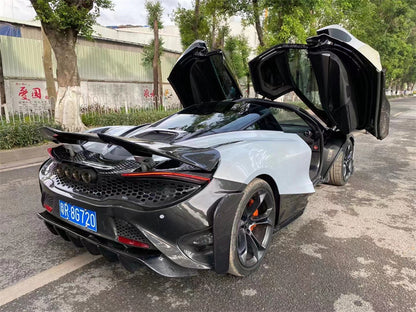 McLaren 720S - Full Carbon Fiber 765LT Style Conversion Body Kit