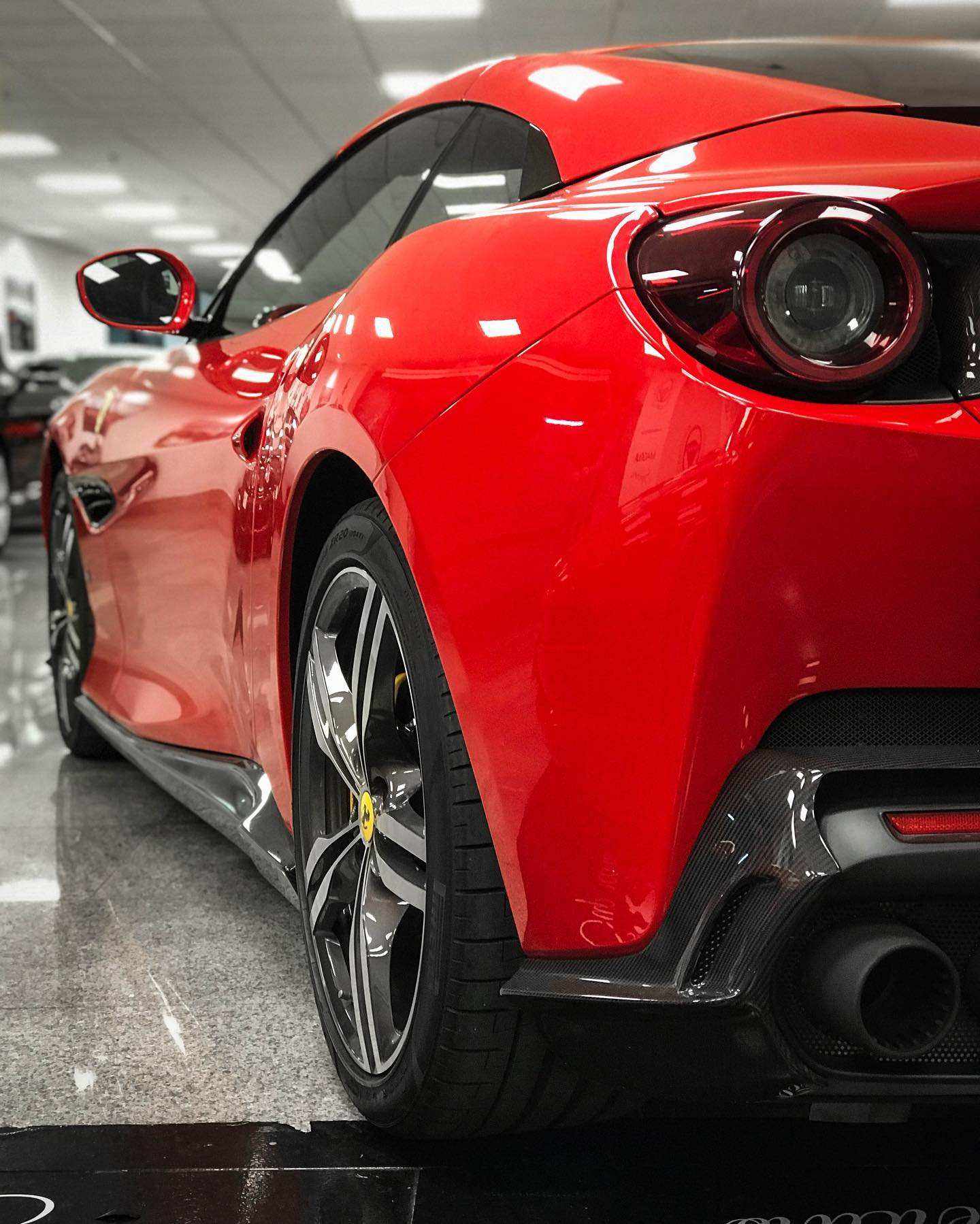 Ferrari Portofino – M-Style Full Dry Carbon Fiber Aerokit