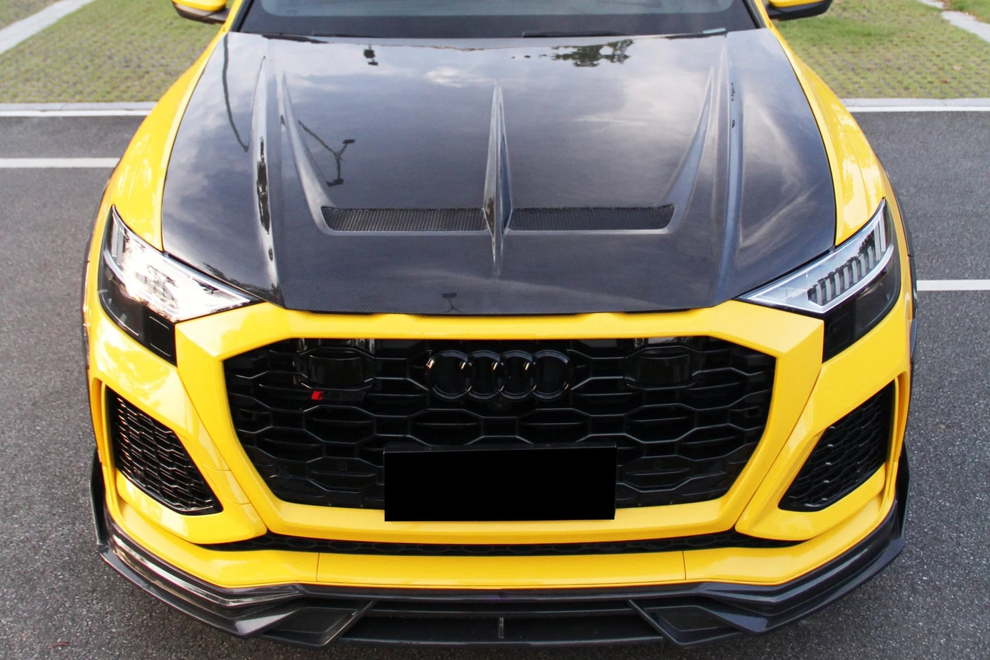 Audi Q8 / SQ8 / RSQ8 - Carbon Fiber Vented Hood