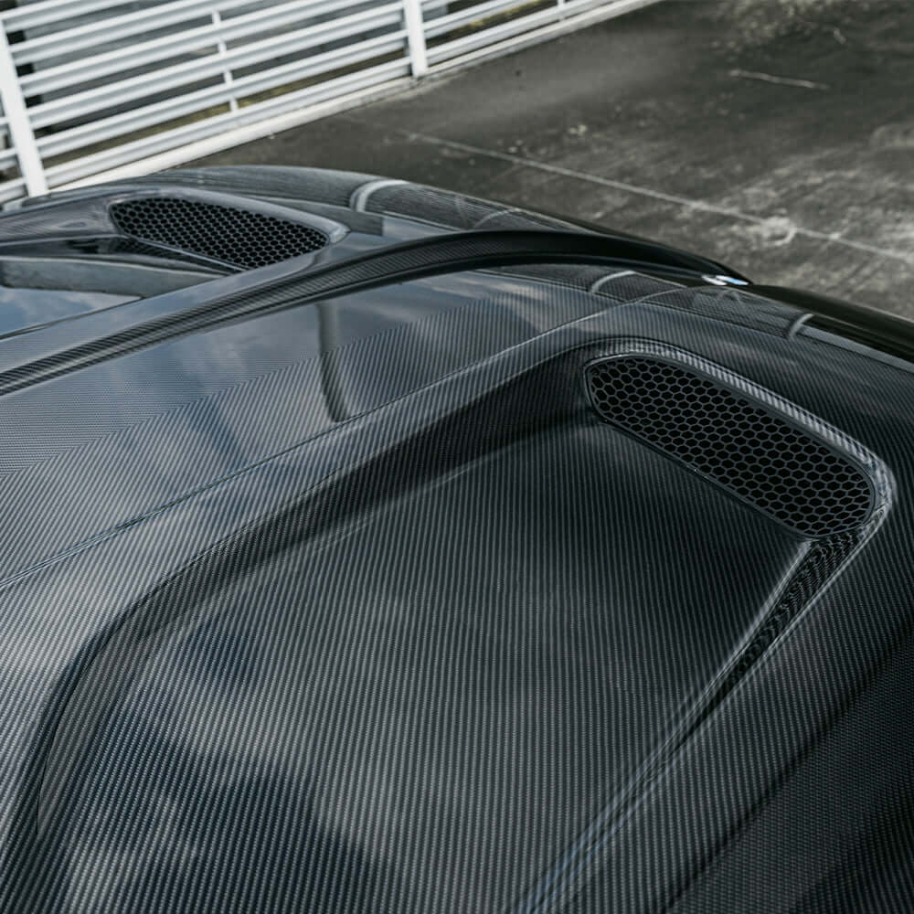 BMW M5 G90 - SOOQOO Prepreg Carbon Fiber Vented Hood