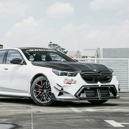 BMW M5 G90 - SOOQOO Prepreg Carbon Fiber Vented Hood