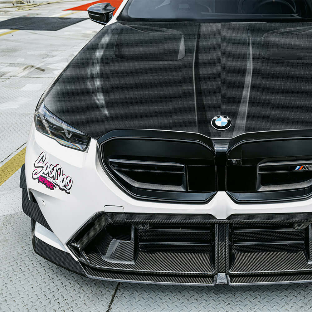 BMW M5 G90 - SOOQOO Prepreg Carbon Fiber Vented Hood