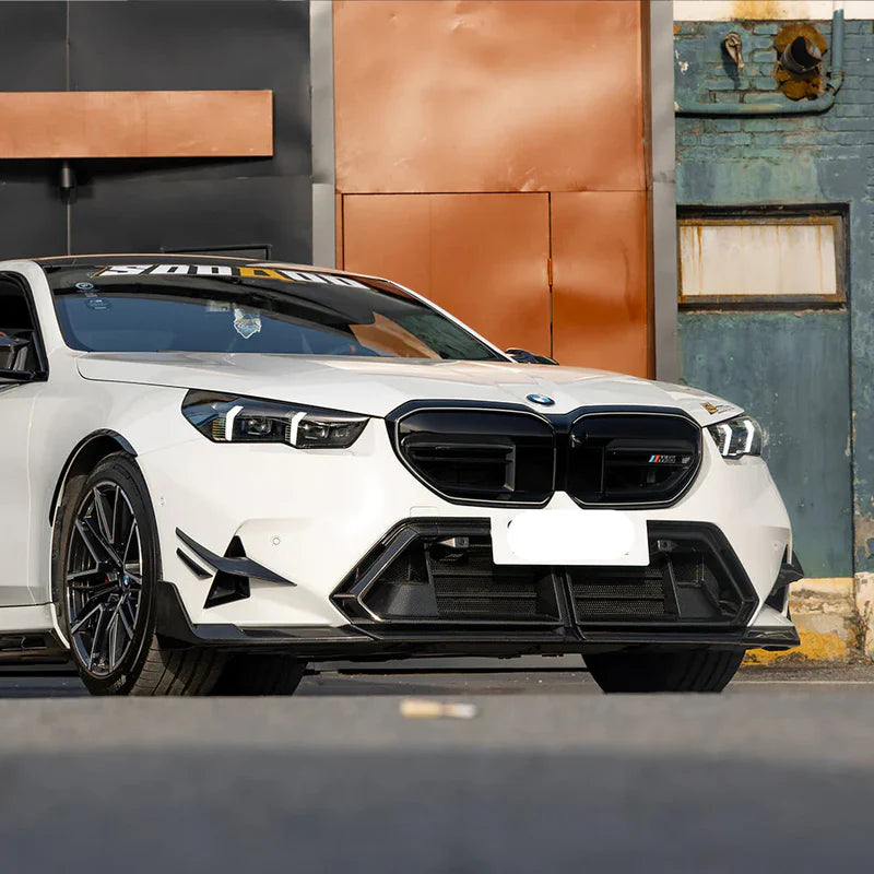 BMW M5 G90 G99 – Prepreg SQ Carbon Fiber Front Bumper Center Vent Trim