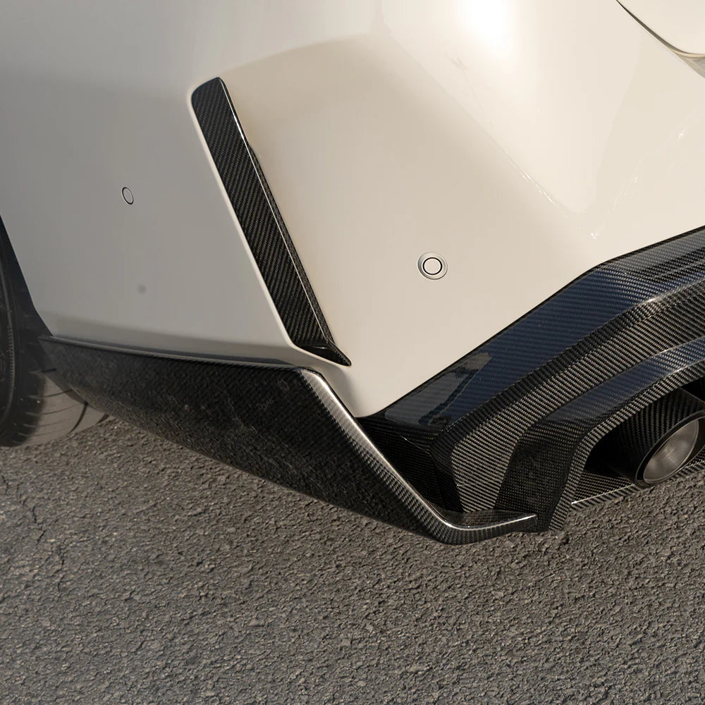 BMW M5 G90 / G99 - SOOQOO Prepreg Carbon Fiber Reflector Trims