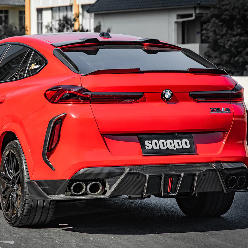 BMW X6M F96 - SOOQOO Prepreg Carbon Fiber Rear Diffuser w/ Brake Light