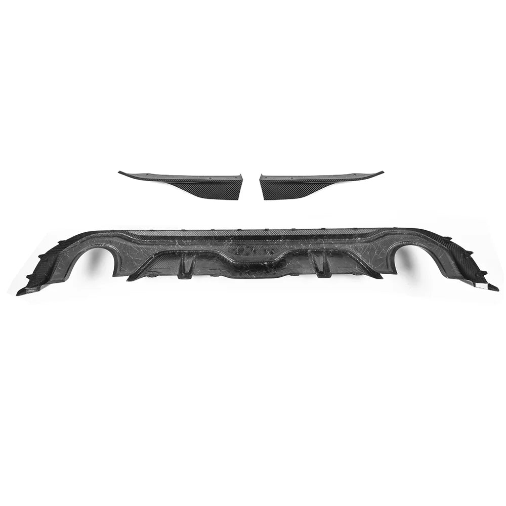 BMW G26 4 Series – SOOQOO Prepreg Carbon Fiber Single Tip Rear Diffuser
