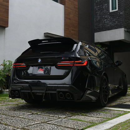 BMW M5 G99 - SOOQOO Prepreg Carbon Fiber Top Spoiler