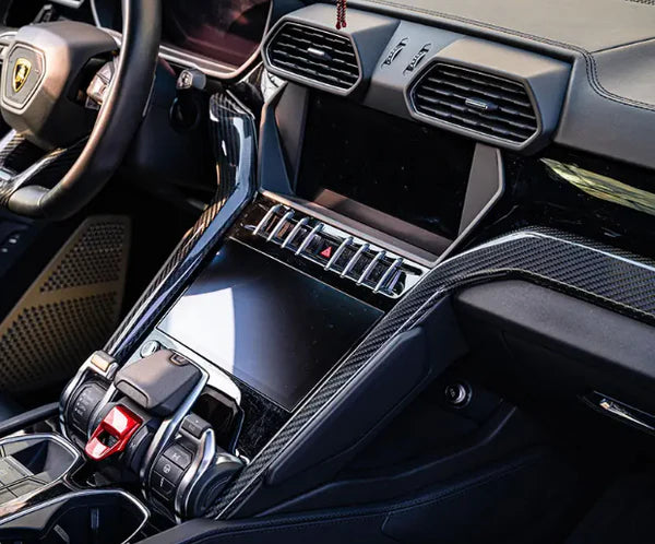 Lamborghini Urus – Carbon Fiber Interior Trim
