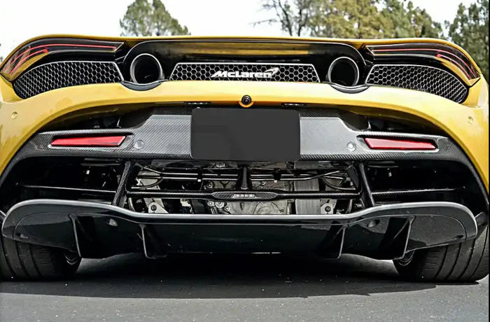 McLaren 720S – Carbon Fiber Rear Bumper Trim