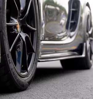 Porsche 718 Cayman GT4 / GT4RS – Carbon Fiber Side Skirt Extensions