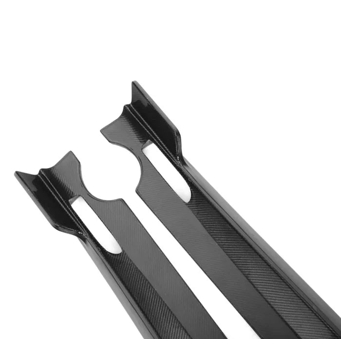 BMW X7 G07 (2019–2026) - Carbon Fiber Side Skirt Extensions