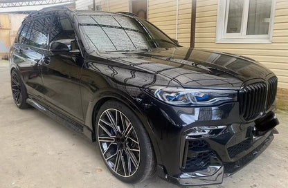 BMW X7 G07 (2019–2026) - Carbon Fiber Side Skirt Extensions