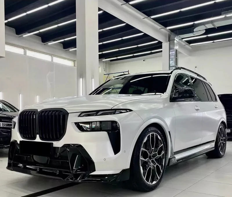 BMW X7 G07 (2019–2026) - Carbon Fiber Side Skirt Extensions