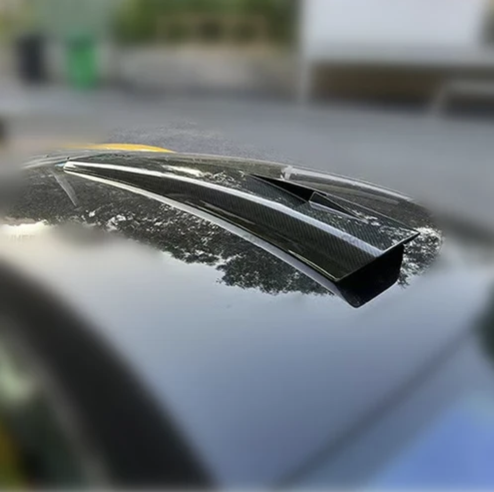 Porsche 911 992 Turbo S - Carbon Fiber Roof Scoop