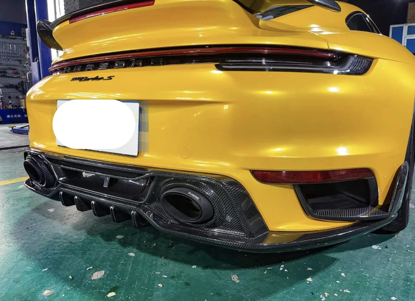 Porsche 911 992 Turbo S - T Style Carbon Fiber Rear Diffuser