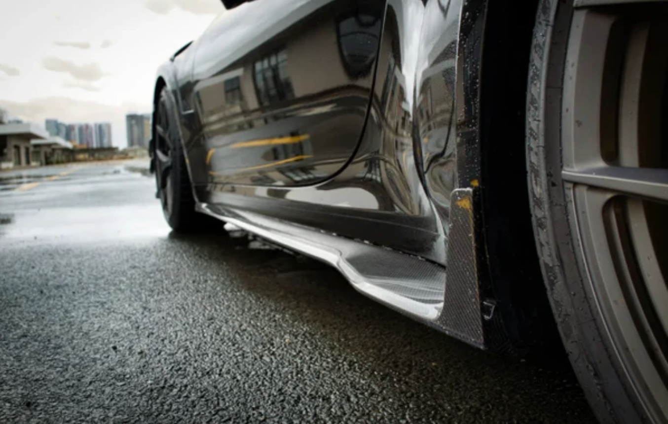 Porsche 911 992 - Carbon Fiber Side Skirts