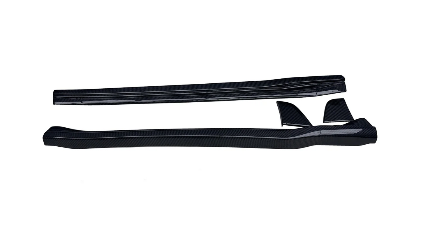 Porsche 911 992 - Carbon Fiber Finned Side Skirt Extensions