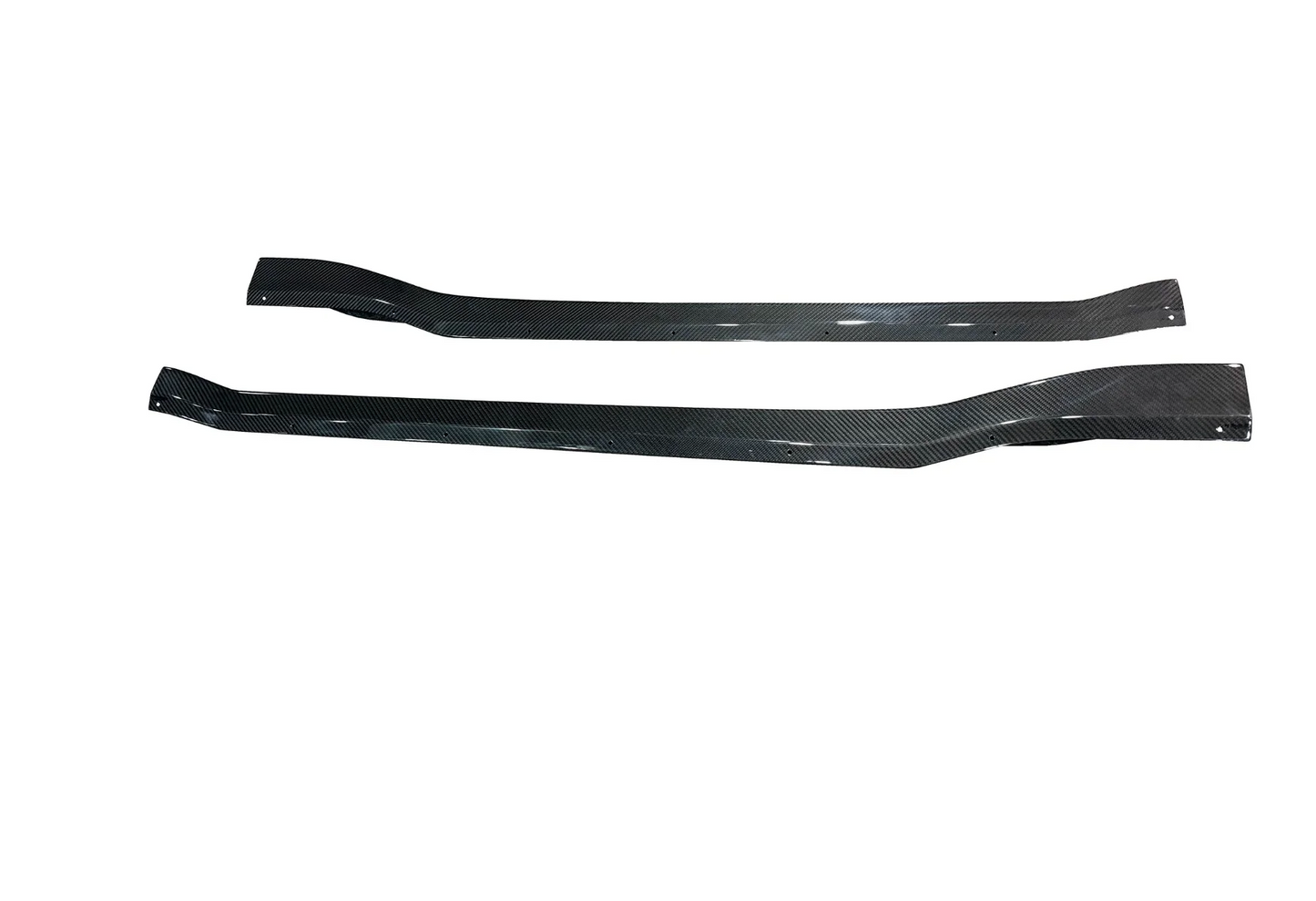 Porsche 911 992 - Carbon Fiber Finned Side Skirt Extensions