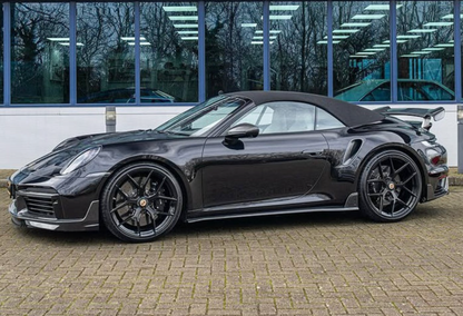 Porsche 911 992 - Carbon Fiber Finned Side Skirt Extensions