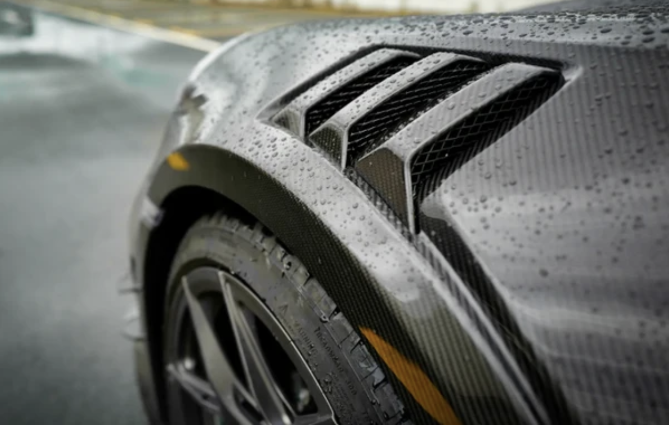 Porsche 911 992 Turbo S - Carbon Fiber Vented Front Fenders