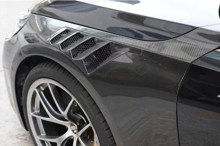BMW G87 M2 Carbon Fiber Vented Front Fenders