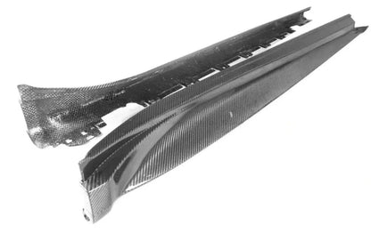 Porsche Taycan (2019–2023) – Carbon Fiber Side Skirts