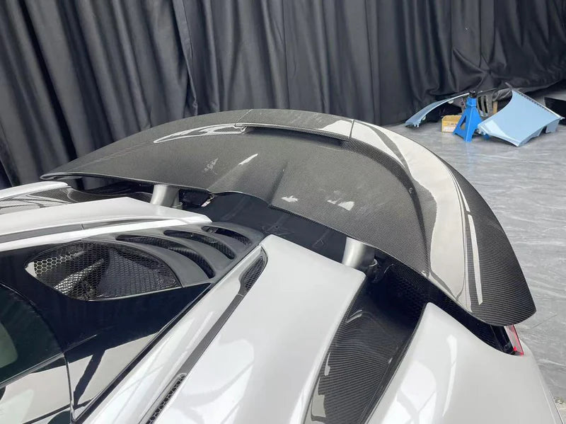 McLaren 720S - Carbon Fiber BS Style Aerodynamic Body Kit