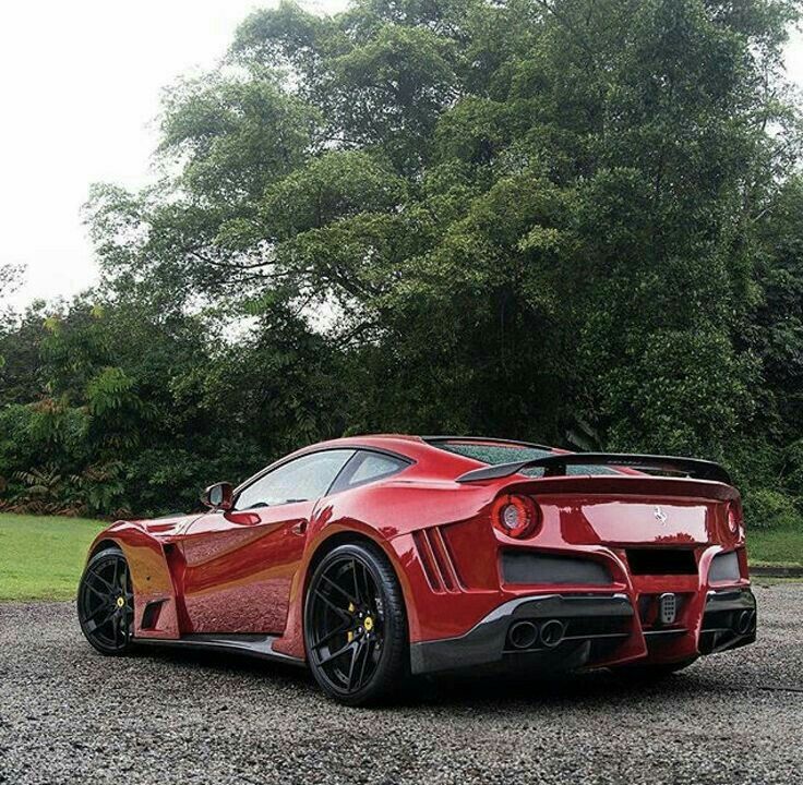 Ferrari F12 – Carbon Fiber Rear Wing