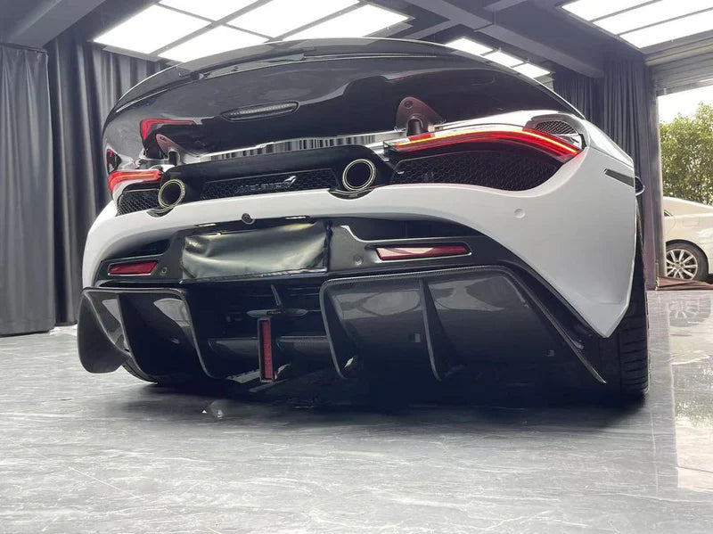 McLaren 720S - Carbon Fiber BS Style Aerodynamic Body Kit
