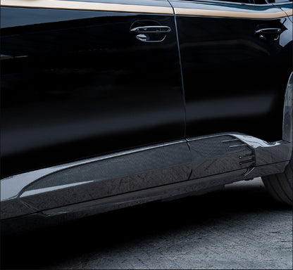 BMW XM G09 (2023–Present) - LD Style Prepreg Dry Carbon Fiber Lower Door Moldings