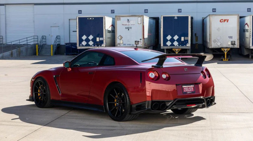 Nissan GT-R R35 (2008–2016) – TS Style Carbon Fiber Rear Diffuser with LED Brake Light