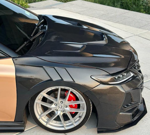 Toyota Camry 2018-2023 – Carbon Fiber Front Vented Fender Pair