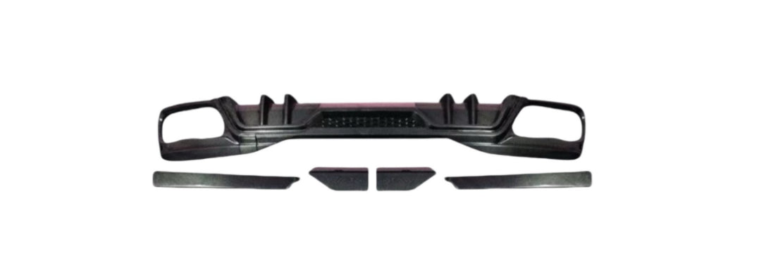 BMW X7 G07 (2019–2026) - LD Style Carbon Fiber Rear Diffuser