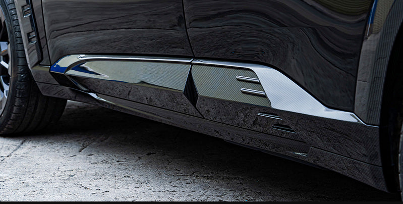 BMW XM G09 (2023–Present) - LD Style Prepreg Dry Carbon Fiber Lower Door Moldings
