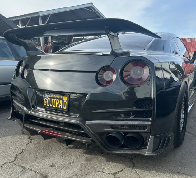 Nissan GT-R R35 (2008–2016) – TS Style Carbon Fiber Rear Diffuser with LED Brake Light